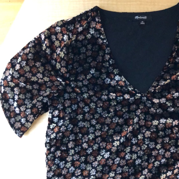 Madewell velvet ruffle top in petite blooms - Picture 7 of 7